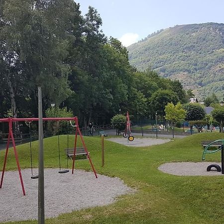 Grand T2 Calme Et Cosy Au « Pyrenees Palace » Bagnères-de-Luchon 外观 照片