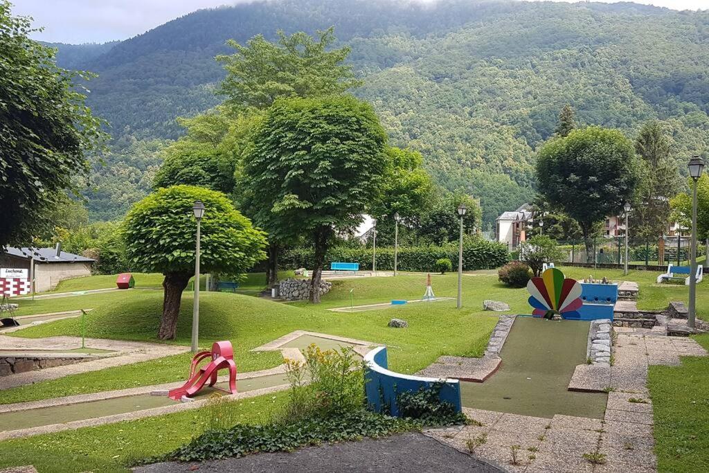 Grand T2 Calme Et Cosy Au « Pyrenees Palace » Bagnères-de-Luchon 外观 照片